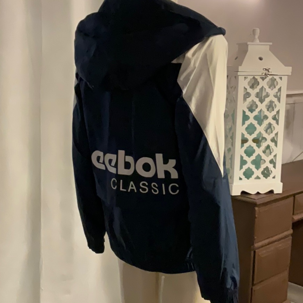Reebok jacket - Picture 5 of 7